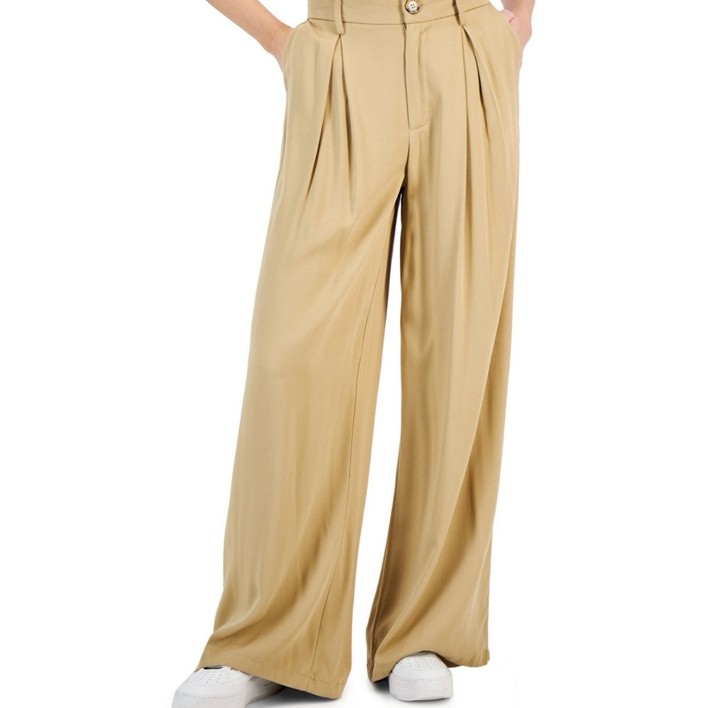 Tan Wide-Leg High-Waisted Pants